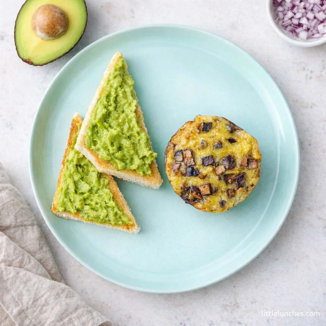 Muffin de ajo, champiñones, chile morrón, y huevo para bebe