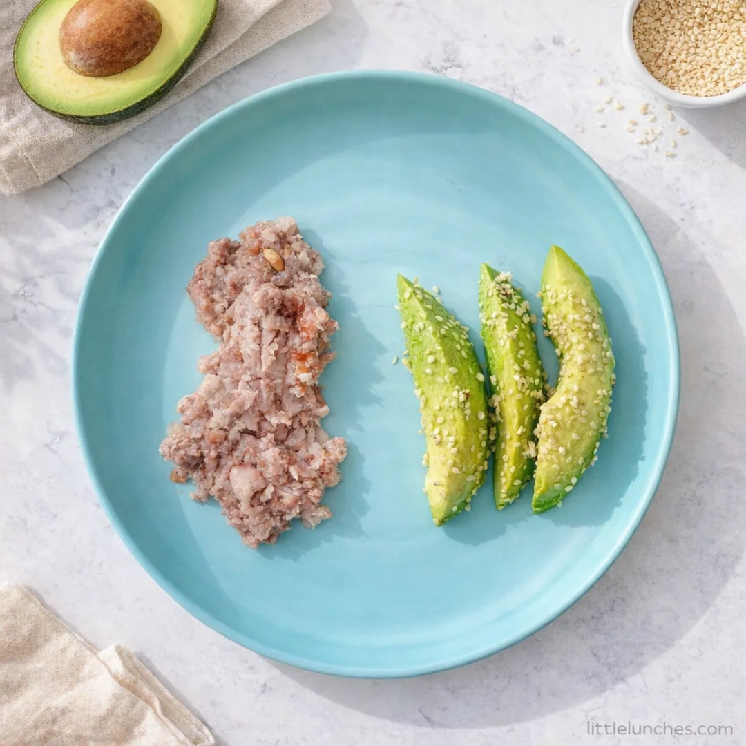Frijoles pinto con aguacate y semillas de cáñamo